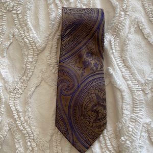 Joseph Abboud men’s tie